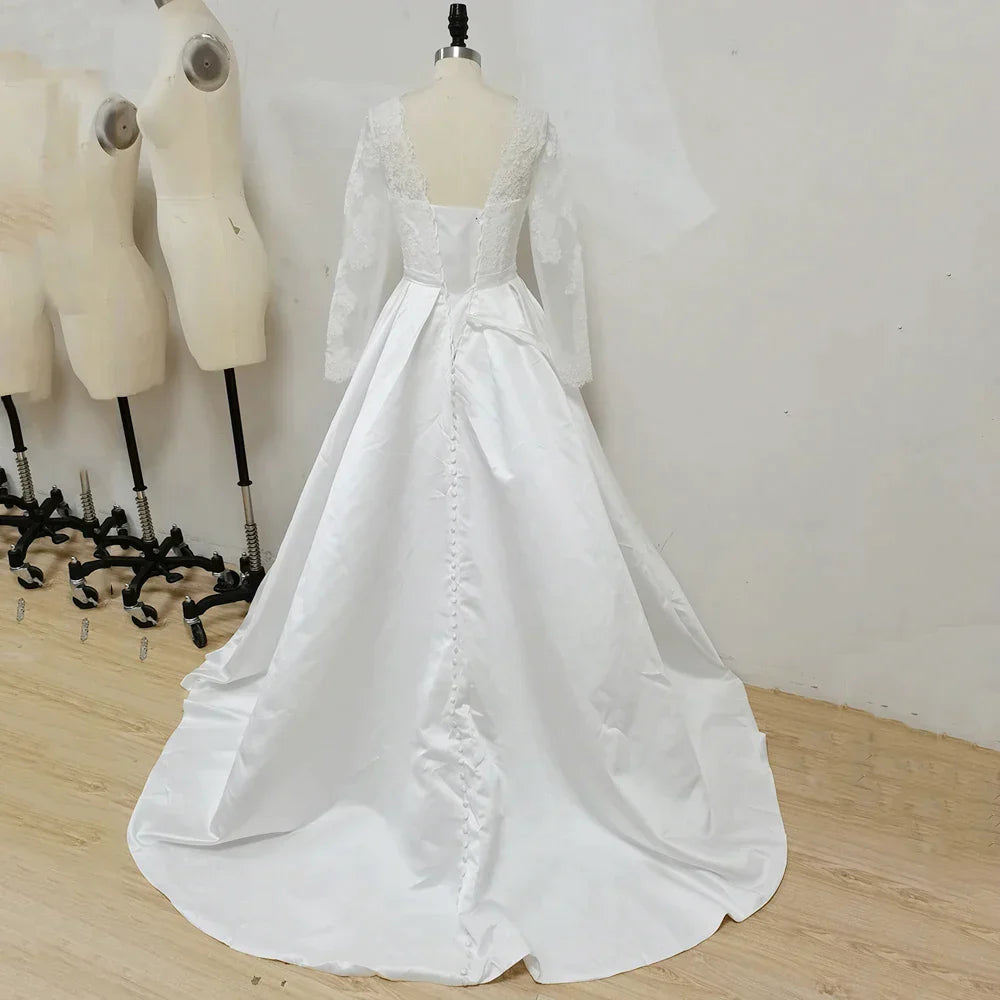 Satin Wedding Dresses with Pockets O-neck Long Sleeves Arabic Lace Dress Robe De Mariee Vestido Noiva