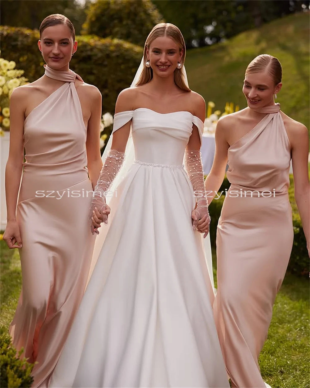 Customized Off Shoulder Satin Princess Wedding Dresses For Women 2026 Strapless Bridal Gowns robe de mariée