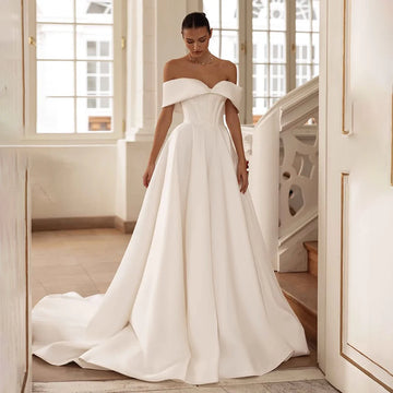 Stunning Strapless Neckline Satin Wedding Gown Modest A Line Wedding Dress For Bride Customized Sweep Train Vestido De Noival