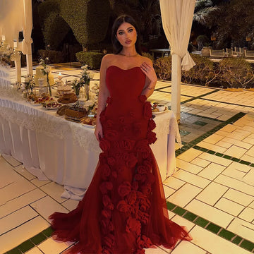 Charming Sexy Strapless Red Wedding Dress with Flowers Custom Fit Mermaid Evening Gown for Bride