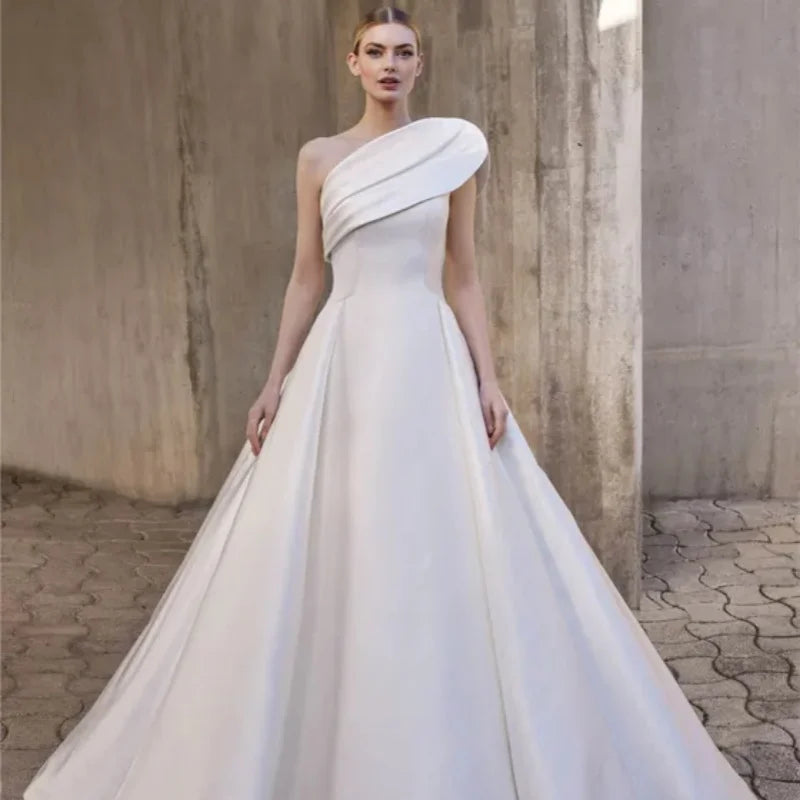 Vestidos De Novia Modern Trapezoidal Wedding Dress Floor-Length Skirt Open Back Princess-Style Wedding Dress Customized