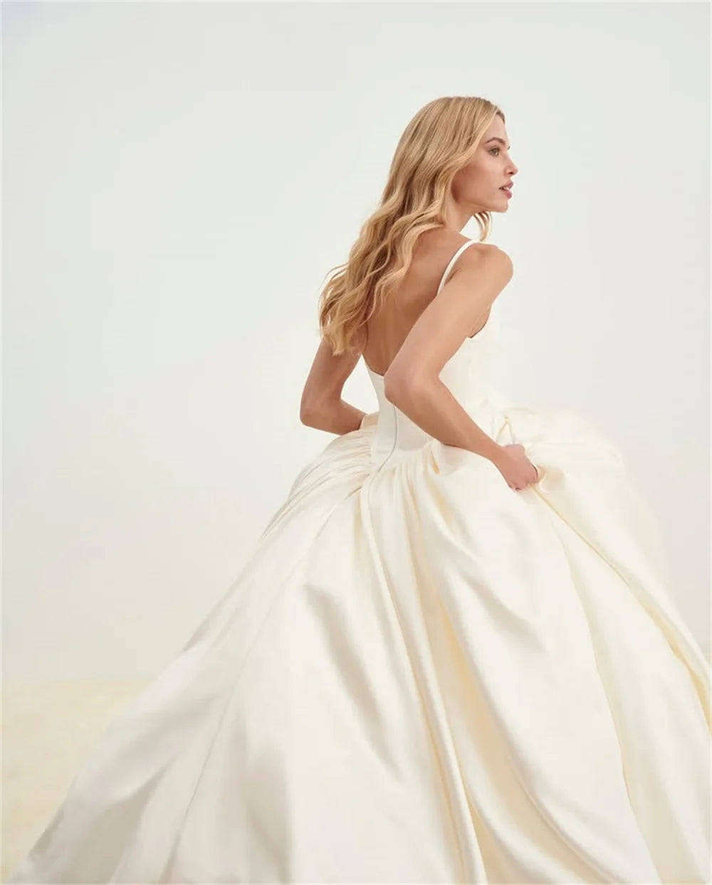 Fashion S Spagheti Straps Satin Wedding Dress Sleeveless A-line Evening Gown Backless Zipper Customized Bridal Gowns