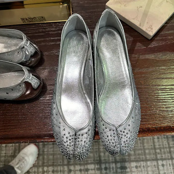 A Niche Toe Separation Ballet Shoe For Women In 2025, A Stylish And Versatile Casual Mary Jane Shoe For Summer Outings