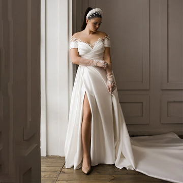 Luxurious Scoop Neck With Flowers Wedding Gowns A-line Split Bridal Gown Customized Sweep Train Evening Dresses