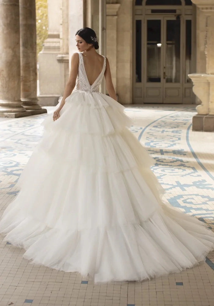 Customized Luxurious A-Line Ivory Multi-Layer Chiffon Applique Princess Wedding Dress Sexy Deep V-Neck Backless Ball Bridal Gown