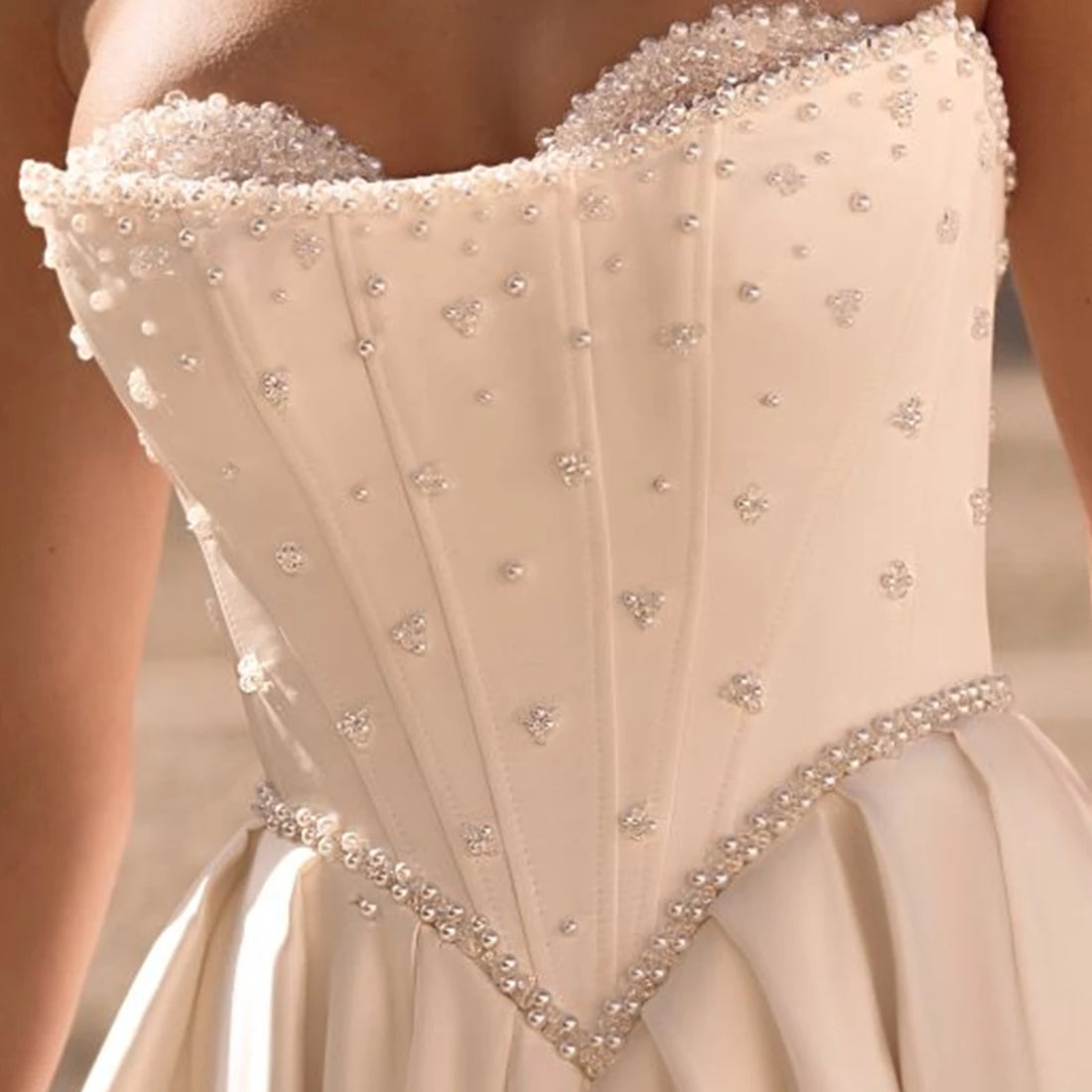 Romantic Satin Pearl Sweetheart Wedding Dress For Women Strapless Ball Gown For Bride Long Backless Bridal Party Gown